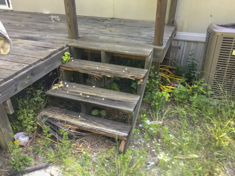 Wood Railing Replacement in Alpharetta, GA